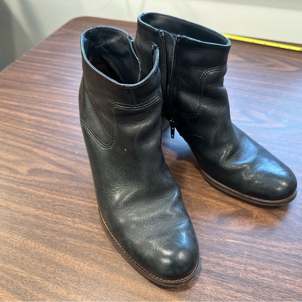 Anthropologie Paul Green Black Leather Ankle Booties